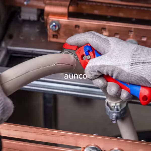 16 50 145 SB Ratcheting Cable Stripping Knife | Knipex - Image 4