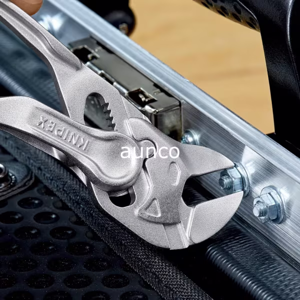 86 04 100 Pliers Wrench XS | Knipex - Image 3