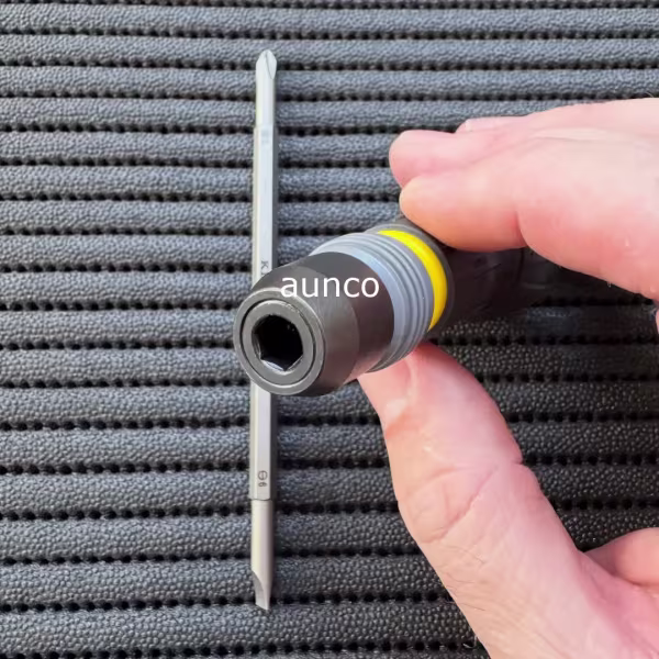 32960A Fastbit Tru-Grip Screwdriver | Klein Tools - Image 4