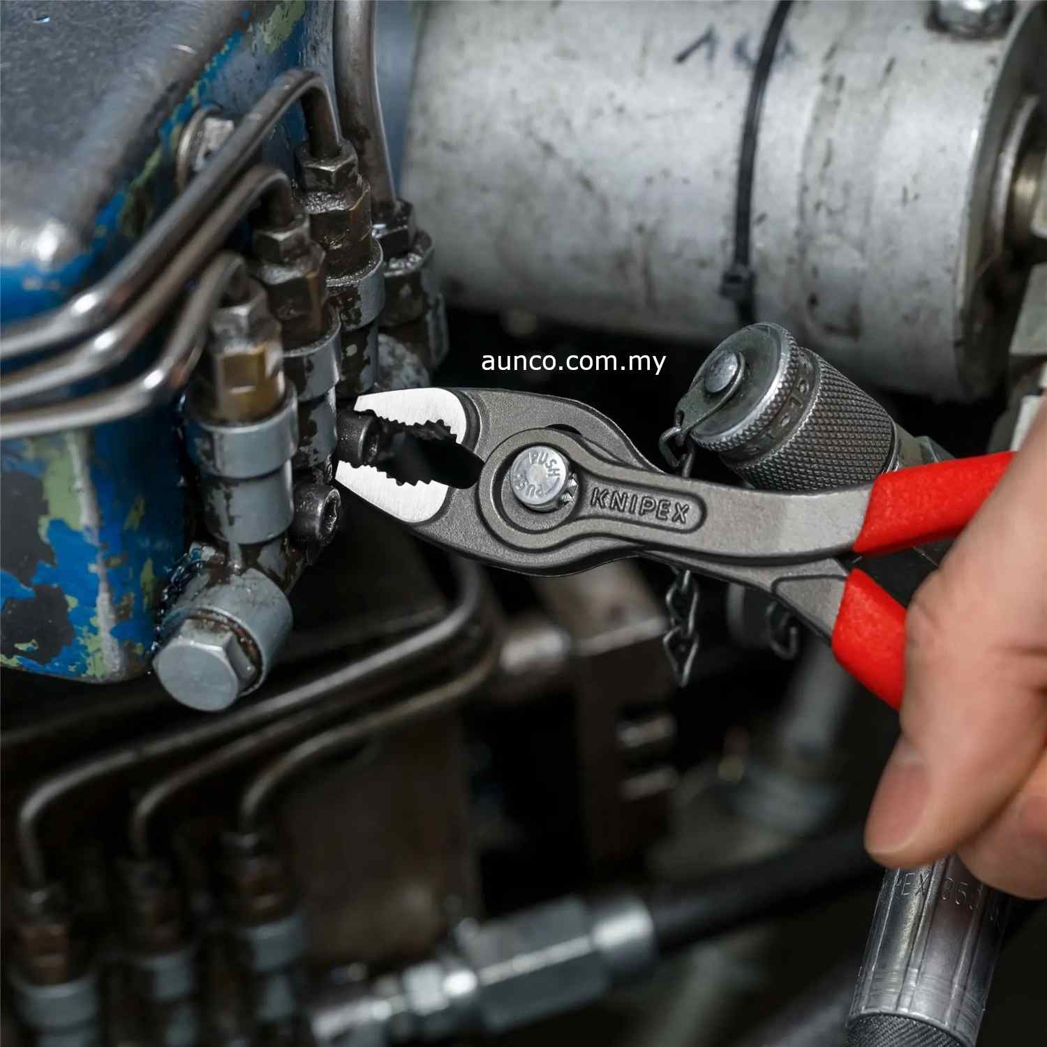 82 01 150 TwinGrip Front and Side Gripping Pliers | Knipex - Image 8